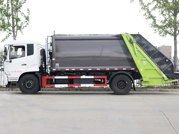 东风天锦12方-14方压缩式垃圾车