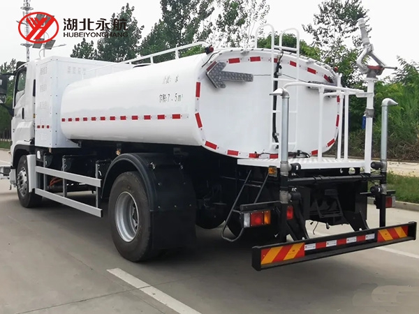 庆铃18吨纯电动路面清洗车