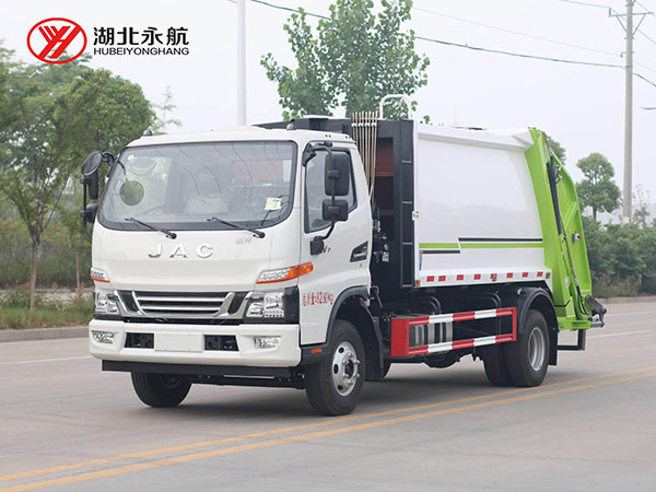 江淮骏铃8方压缩式垃圾车