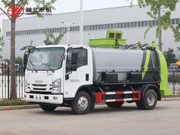 庆铃五十铃700P餐厨垃圾车