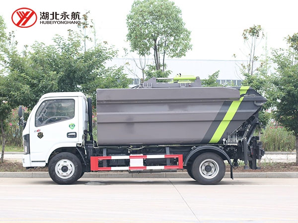 东风小多利卡D6高位自装卸式垃圾车