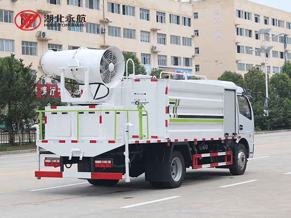 东风凯普特抑尘车(方箱)