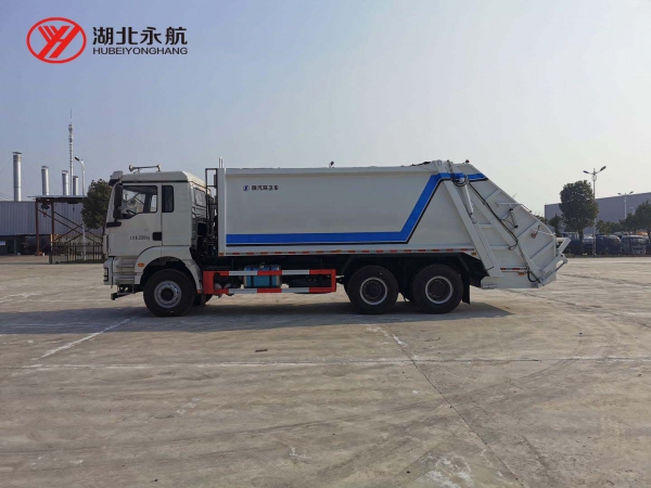 陕汽轩德X3 18方压缩式垃圾车