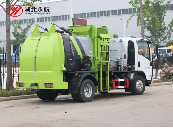 庆铃五十铃700P餐厨垃圾车