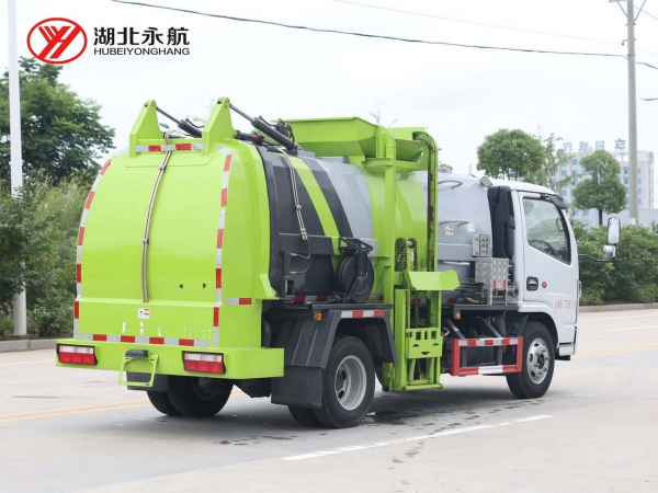 东风小多利卡D6餐厨垃圾车