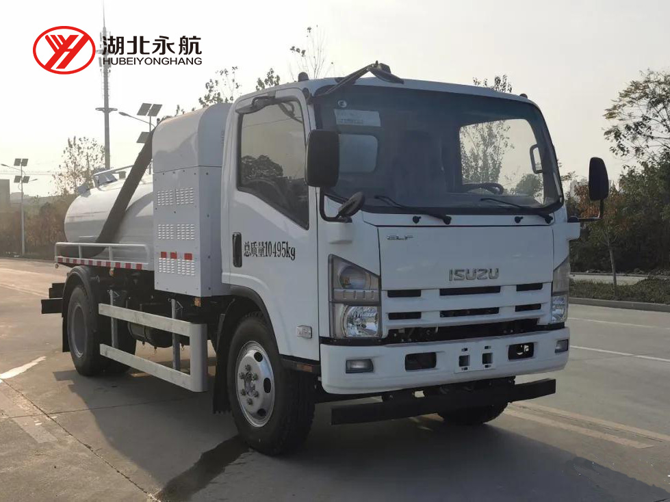 庆铃五十铃纯电动吸粪车