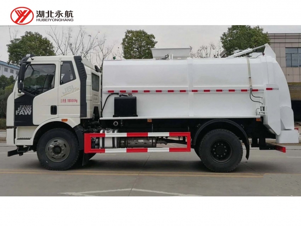 一汽解放J6L餐厨垃圾车