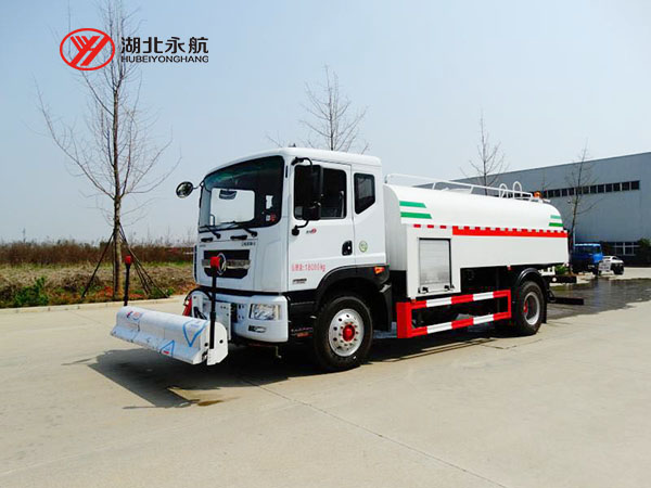 东风多利卡D9路面清洗车
