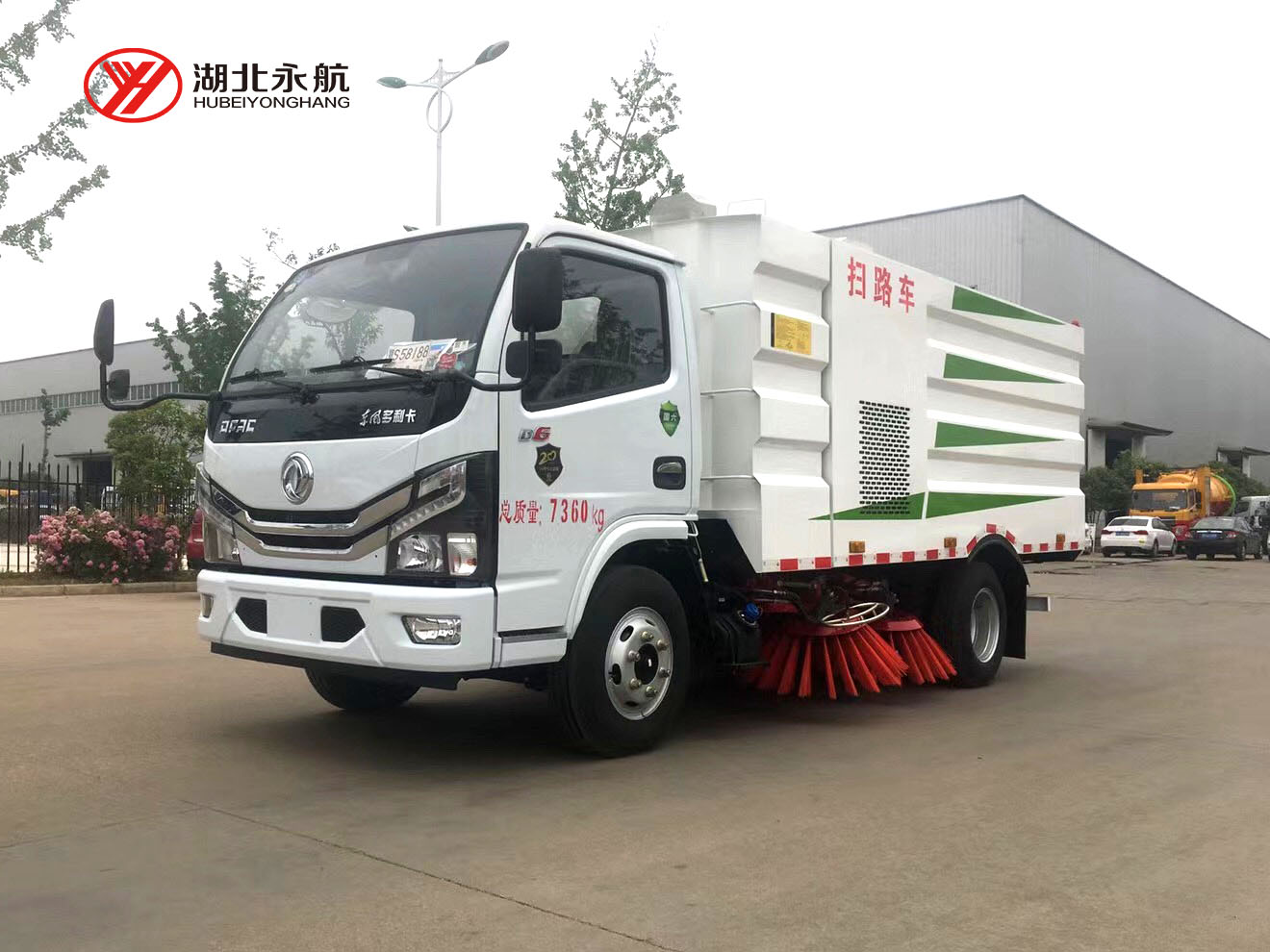 东风小多利卡D6扫路车