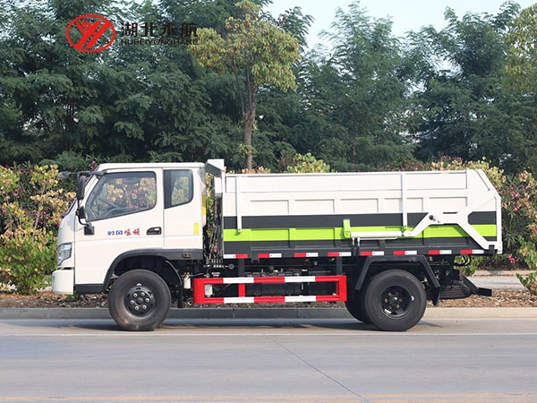 时风排半对接垃圾车