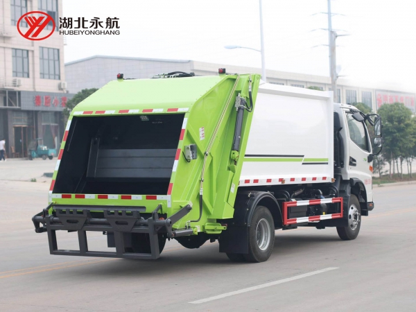 江淮骏铃8方压缩式垃圾车