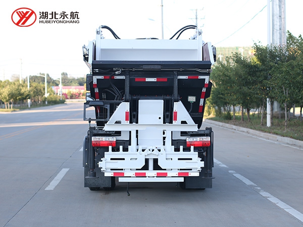 东风小多利卡D6分类垃圾转运车