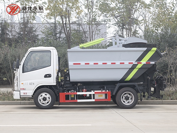 凯马高位自装卸式垃圾车