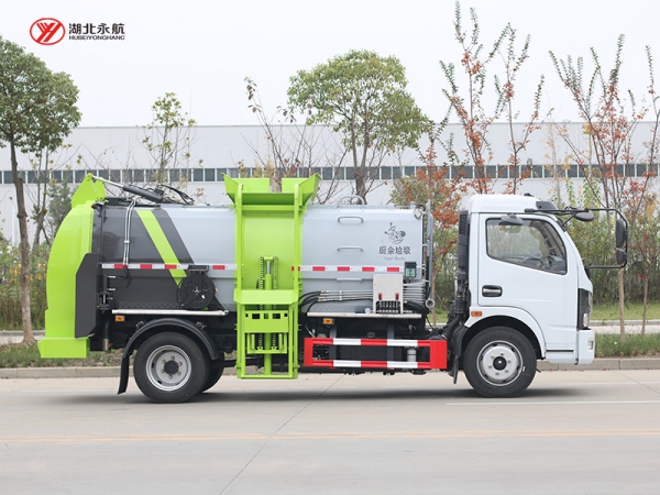 东风大多利卡D7餐厨垃圾车