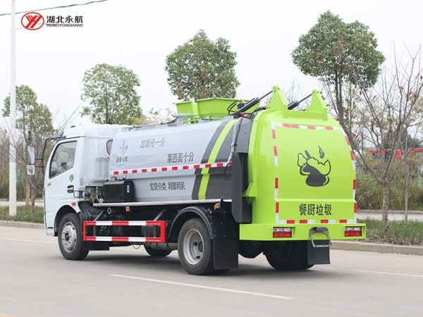 东风大多利卡D7餐厨垃圾车