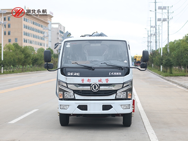 东风小多利卡D6侧装垃圾车