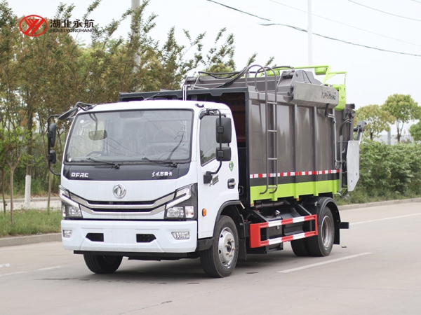 东风大多利卡11方无泄漏压缩式垃圾车