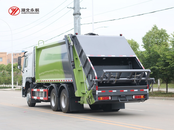 重汽豪沃后双桥20方压缩式垃圾车
