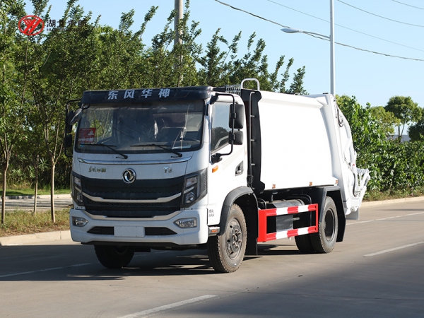 东风华神T3 8方压缩式垃圾车