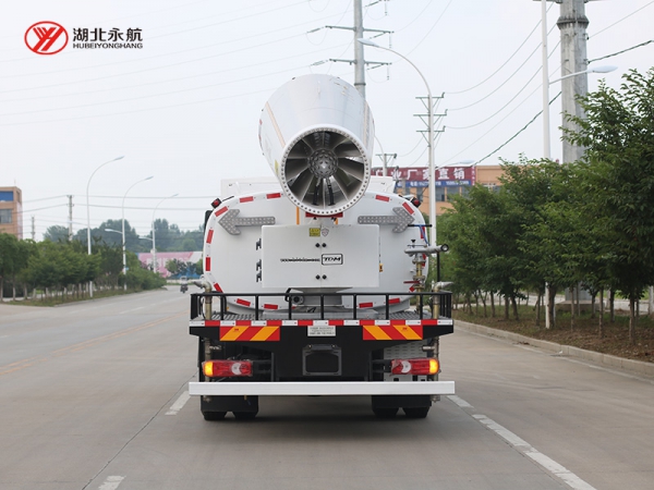 吉利龙腾纯电动抑尘车