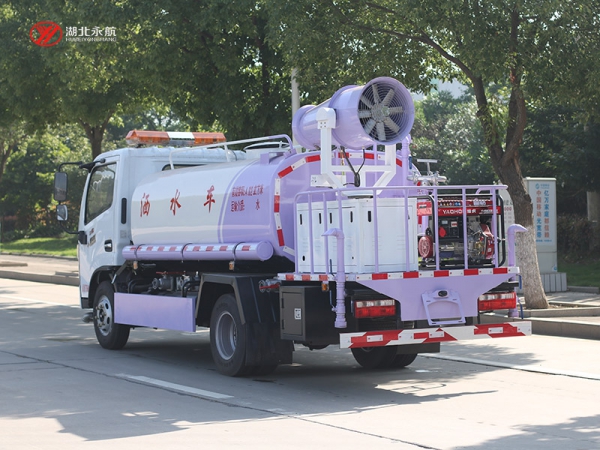 东风小多利卡D6抑尘车(圆罐)