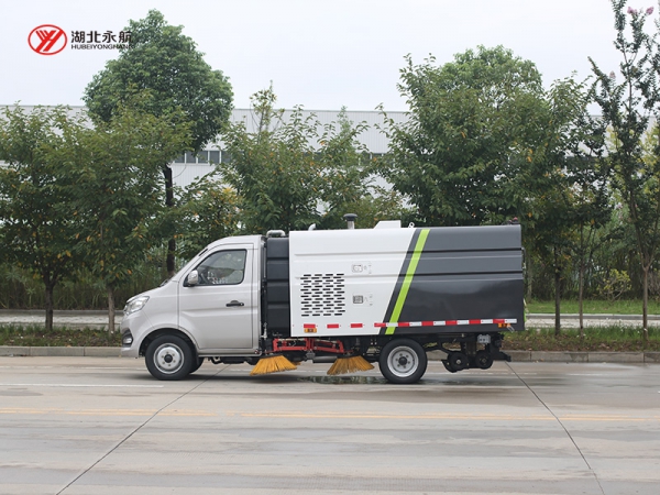 长安扫路车