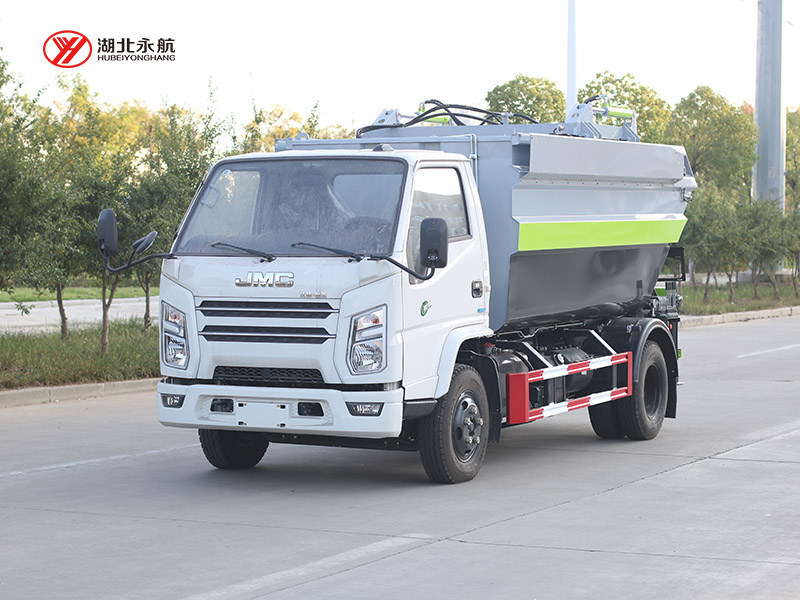 江铃顺达高位自装卸式垃圾车