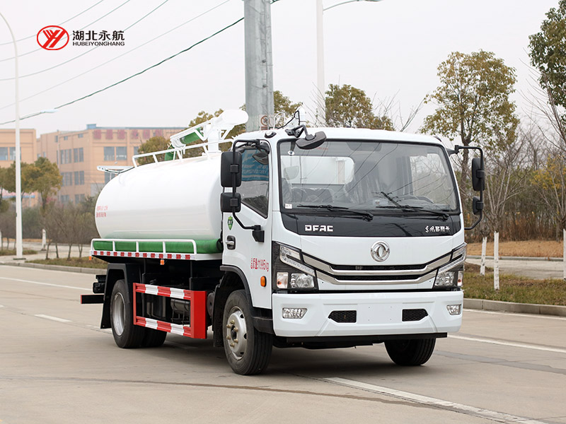 东风大多利卡D7吸粪车