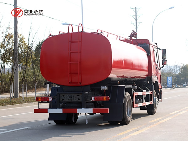 重汽HOWO消防洒水车