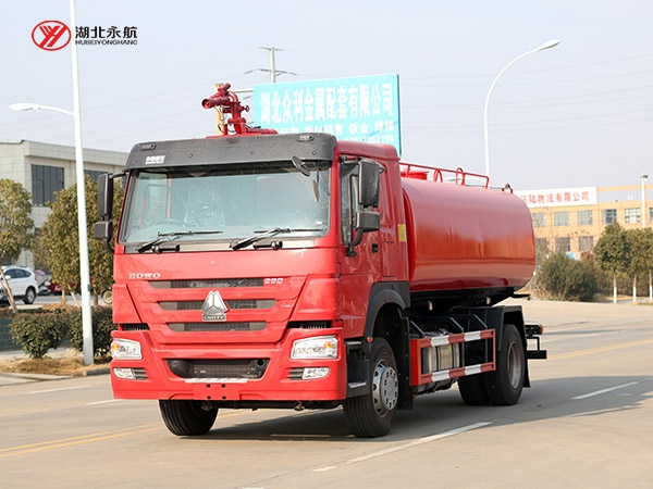 重汽HOWO消防洒水车