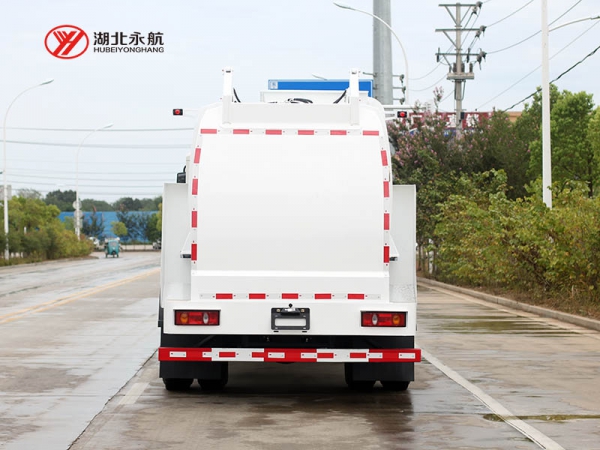 东风华神18吨纯电动餐厨垃圾车