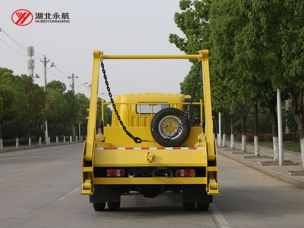 重汽HOWO摆臂垃圾车