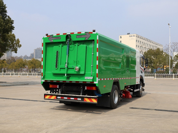 东风华神HV5洗扫车