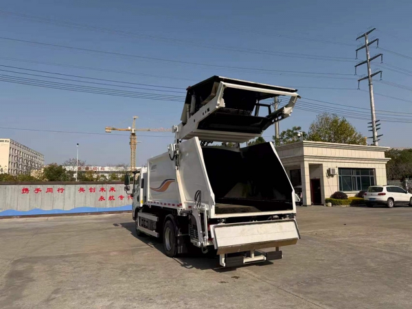 纯电动无泄漏垃圾车