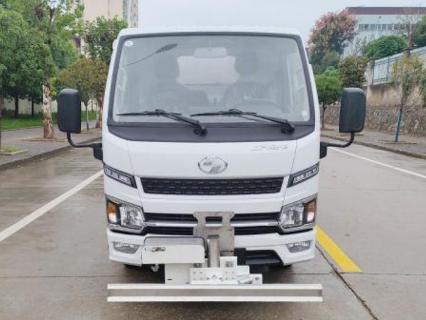 YHA5047TYHSHBEV 纯电动路面养护车